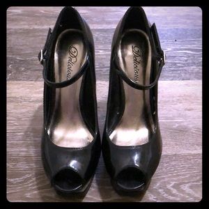 Size 5.5 Black Patent Maryjanes